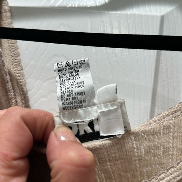 90’s Vintage DKNY bodysuit -Large - Picture 8 of 8